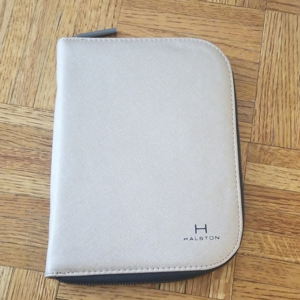 Gold Halston zip round jewellery case